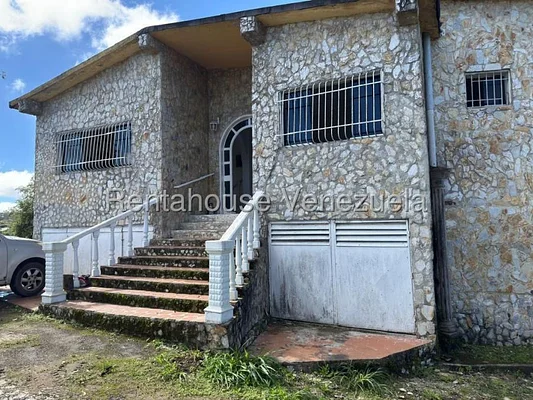 Beautiful house for sale San Antonio de los Altos El Limón