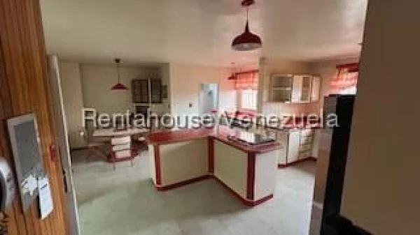 KC. #24-25696 Beautiful apartment for sale San Antonio de los Altos El Picacho