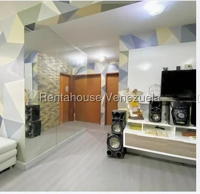 KC.M #26-13868Lindo apartment for sale los Teques Tambor.