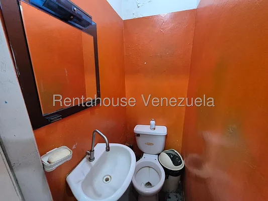 Commercial (commercial space) for rent in Cecilio Acosta, Zulia - Image 12