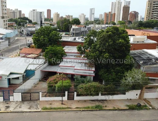 sale of house commercial in La Lago ...KAREMBERNAL
