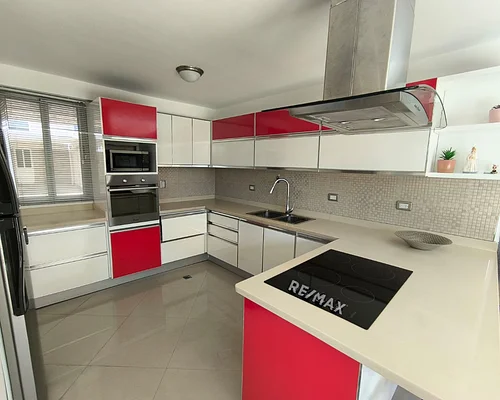 Spacious and Bright townhouse for sale in Costa Azul, Isla De Margarita, Nueva Esparta - Inmuebles Margarita - 2 MIL - Image 6