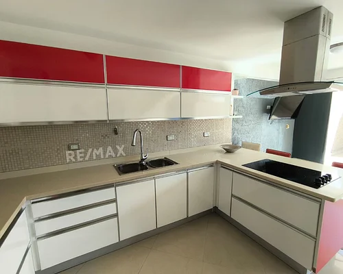 Spacious and Bright townhouse for sale in Costa Azul, Isla De Margarita, Nueva Esparta - Inmuebles Margarita - 2 MIL - Image 8