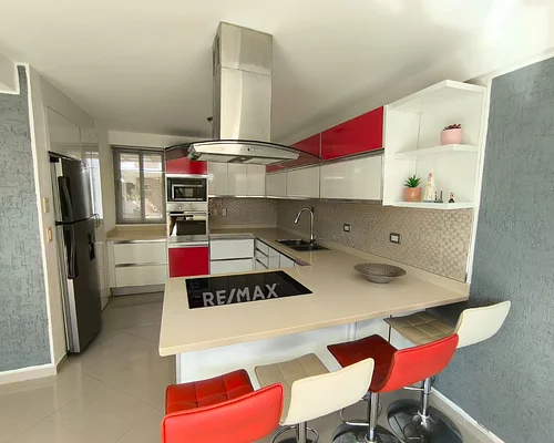 Spacious and Bright townhouse for sale in Costa Azul, Isla De Margarita, Nueva Esparta - Inmuebles Margarita - 2 MIL - Image 5