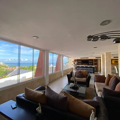Strategic Investment: Luxury Villa with Vacation Rental in Pampatar