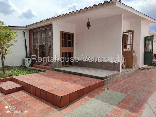 house for sale in Los Guayabitos Naguanagua Carabobo