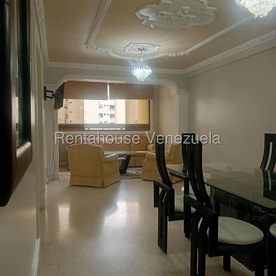 apartment (1 Level) for rent in Cumbres de Curumo, Metropolitan District - Image 7