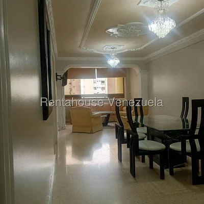 apartment (1 Level) for rent in Cumbres de Curumo, Metropolitan District - Image 8