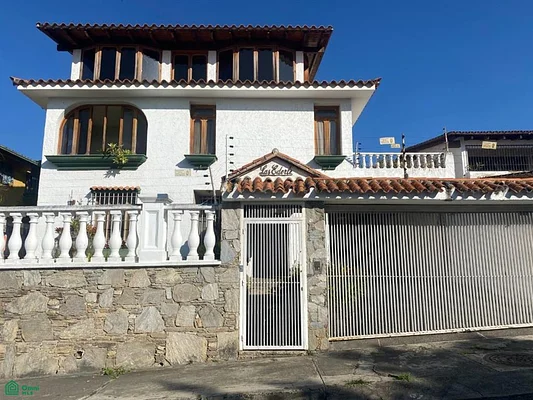 Original house for sale in Alto Prado of 500 m2 - Alto Prado Calle La Fila Qta. Las Ederles, 1061 CCS - 5 beds house for sale