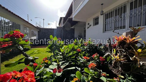 Spacious house for sale Los Picachos Los Teques