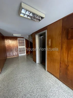 apartment (1 Level) for rent in Santa Monica, Distrito Metropolitano - Image 4