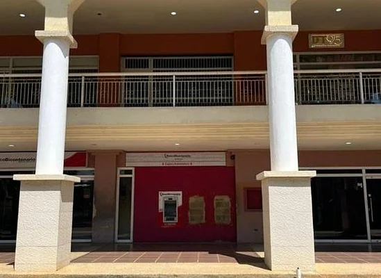 For sale excellent commercial premises located in strategic area el tigre - Avenida Intercomunal Tigre Tigrito Centro Comercial Los Pino, 6050 San José de Guanipa - Commercial premises for sale