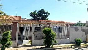 house for sale in Puerta Maraven, Falcon 26-11204 - Image 2