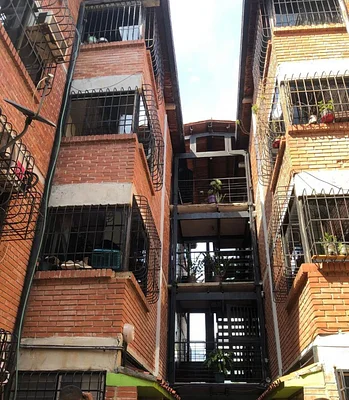 apartment in Guatire, Castillejo for sale - Image 2