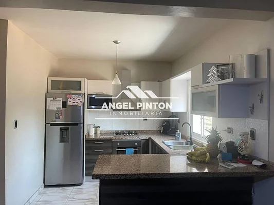 townhouse for sale IN residential complex SAN BENITO CABIMAS API 5550