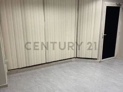 commercial space for rent in Centro de Lecherías, Diego Bautista Urbaneja, Lechería, Anzoategui - Image 7