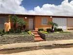 Beautiful and cozy townhouse for sale duplex. Urb. Terrazas del Valle El Valle thumbnail 3