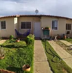 Beautiful and cozy townhouse for sale duplex. Urb. Terrazas del Valle El Valle thumbnail 4