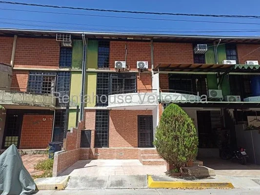 house for sale in Nueva Casarapa tlf