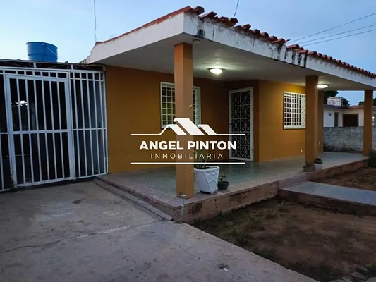 house for sale LA VICTORIA MARACAIBO API 6456 JANETTE PEREZ
