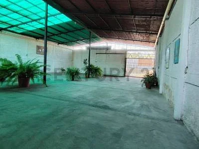 Modern commercial kitchen