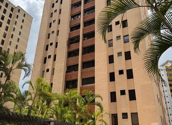 For sale comfortable apt of 85 m². Your chance in Lomas del Ávila! - Avenida Pcpal Lomas del Ávila Edificio Monte Rosa, 1071 CCS - 3 beds apartment for sale