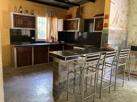 FOR SALE land with house, Vía El Oasis, Tocuyito. Excellent opportunity!