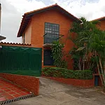 townhouse in Guatire 5 bedrooms 5 bathrooms for sale potential investment thumbnail 1