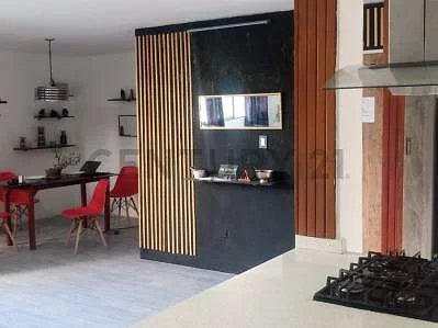 Second bedroom with natural light