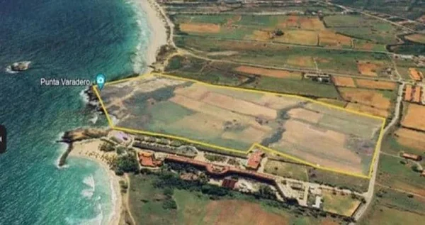 land With Beachfront in Playa El Agua