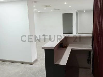 Kitchen sink area