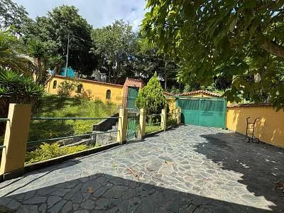 Single Family Home for Sale at Los Geranios house for sale in Los Geranios, Caracas, Miranda 112200, Venezuela - Image 4
