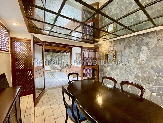 house (Multiple Levels) for rent in Lomas de Prados del Este, Distrito Metropolitano - Image 10
