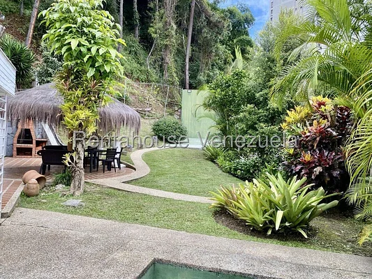 house (Multiple Levels) for rent in Lomas de Prados del Este, Distrito Metropolitano - Image 14