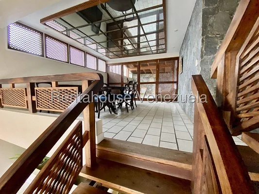 house (Multiple Levels) for rent in Lomas de Prados del Este, Distrito Metropolitano - Image 7