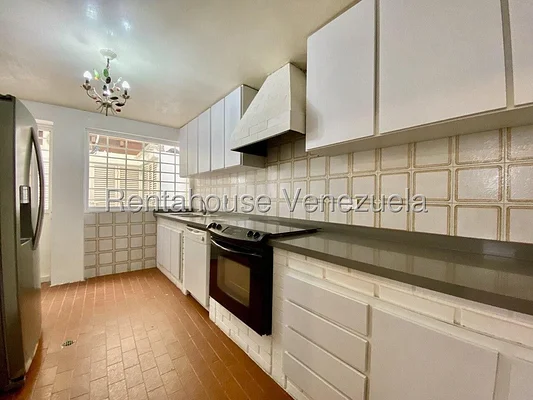 house (Multiple Levels) for rent in Lomas de Prados del Este, Distrito Metropolitano - Image 18