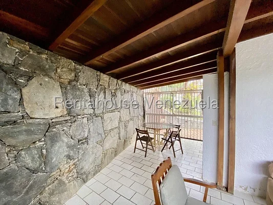 house (Multiple Levels) for rent in Lomas de Prados del Este, Distrito Metropolitano - Image 13