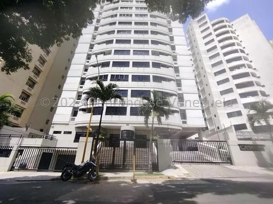apartment WHITE SHELL WITH EXCELLENT LOCATION IN LAS CHIMENEAS VALENCIA.
