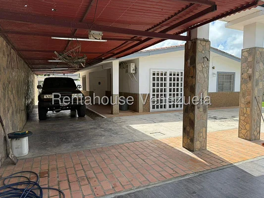 house (1 Level) for sale in Club Campestre El Paraiso, Miranda - Image 17