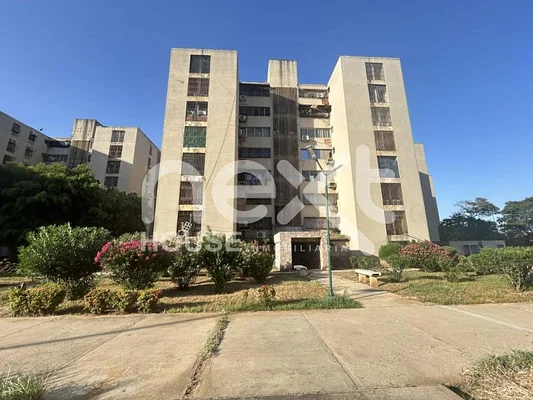 API 110822 townhouse for sale VILLA SAN DIEGO MARACAIBO OBRARA EN GRIS $20,000 - Image 2