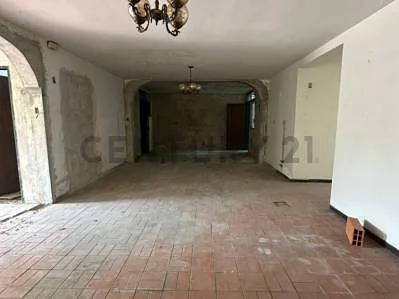 Commercial lobby space