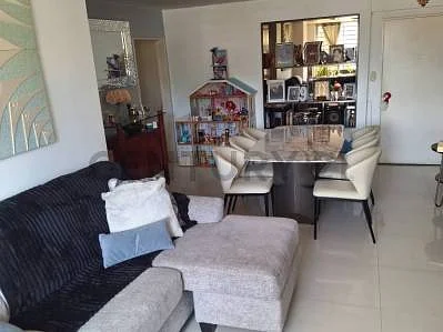 Dining space corner