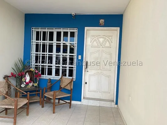house for sale in Puerta Maraven Punto Fijo: Rah code 26-12017 - CAV266179