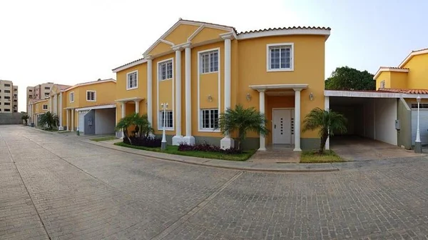 house for sale in Coro MLS #25-2784 OP - CAV266219