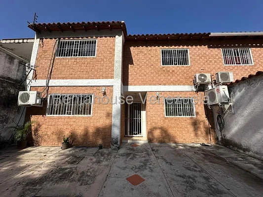 house (Duplex) for sale in Villas de Aragua, Aragua
