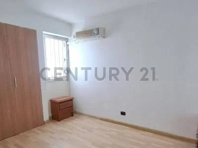 Dining space overview
