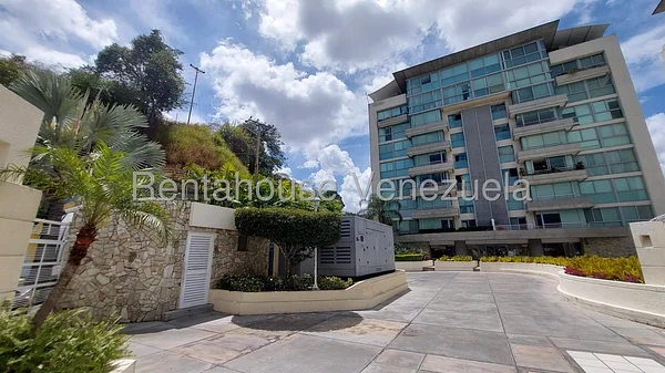 apartment (Duplex) for rent in Lomas de Las Mercedes, Distrito Metropolitano