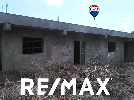 house in Gray Shell Condition, for sale, La Aguada Sector, Nueva Esparta, Isla de Margarita, 548 mt2, 4 bedrooms and 2 bathrooms - Inmuebles Margarita - 2 MIL