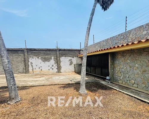house for remodeling, for sale, In Atamo Norte, Nueva Esparta, Isla de Margarita, 1334 mt2, 3 bedrooms, and 4 bathrooms - Inmuebles Margarita - 2 MIL - Image 6