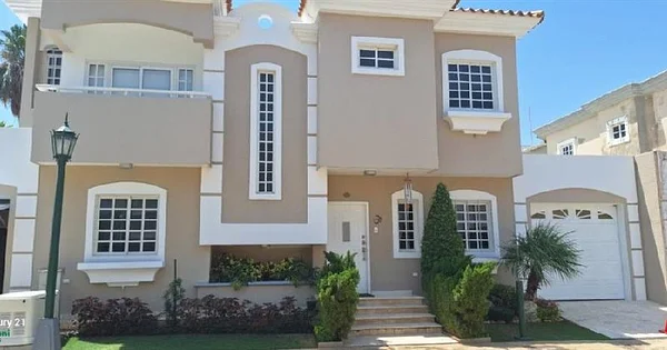 For sale House in residential complex Palma Dorada, Av Fuerzas Armadas, Maracaibo - AVENIDA FUERZAS ARMADAS residential complex Palm, 4002 Maracaibo - 5 beds apartment for sale